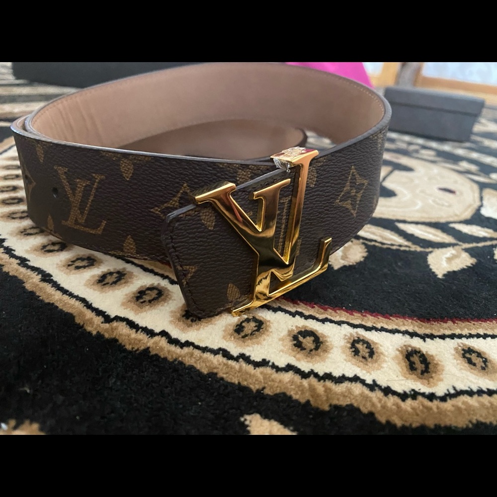 New Louis Vuitton brown monogram initialsBelt